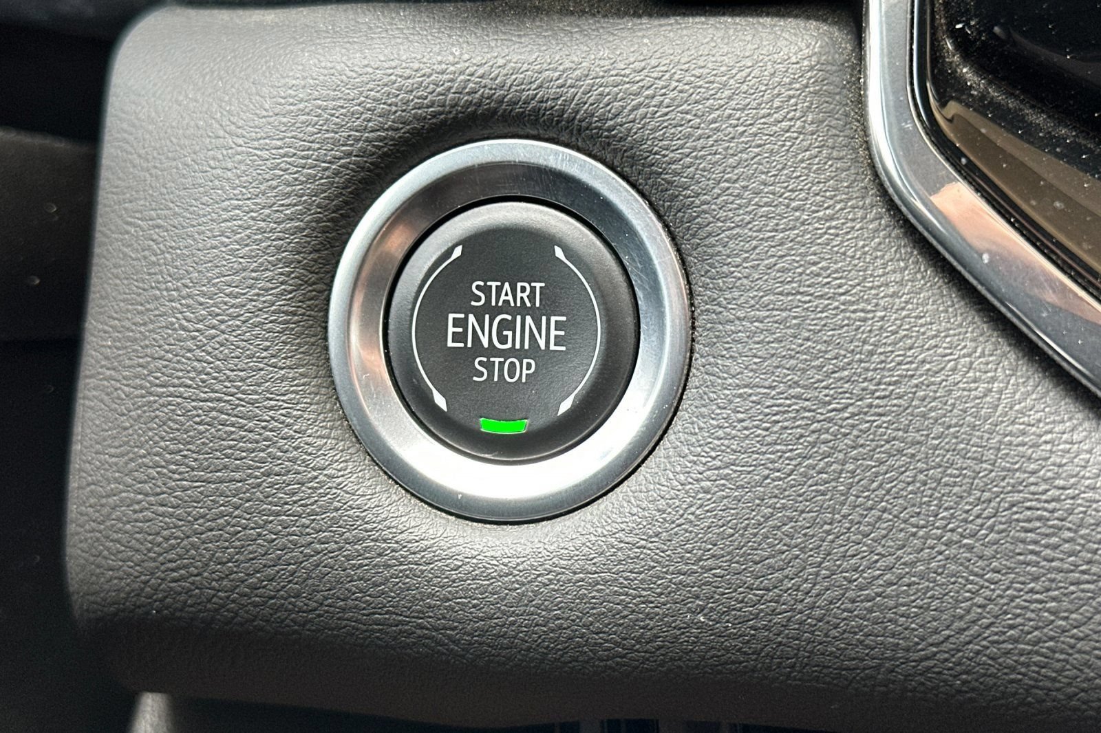 Used 2025 GMC Canyon Elevation RWD image 22