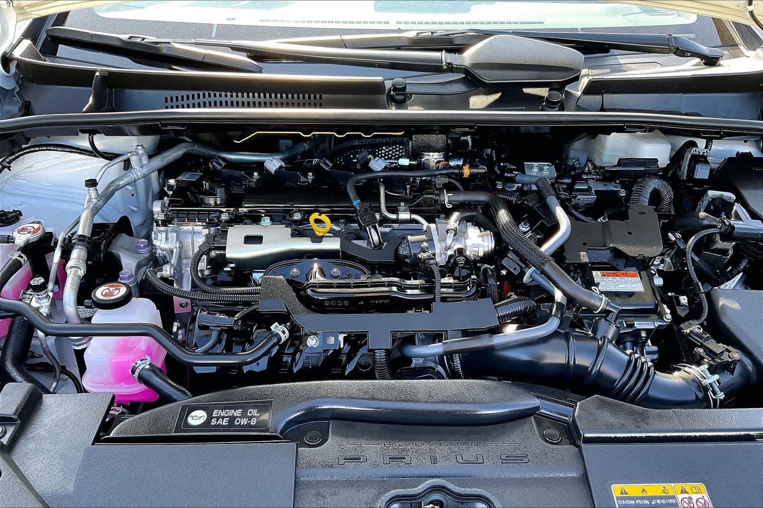 Certified 2026 Toyota Prius XLE FWD image 31