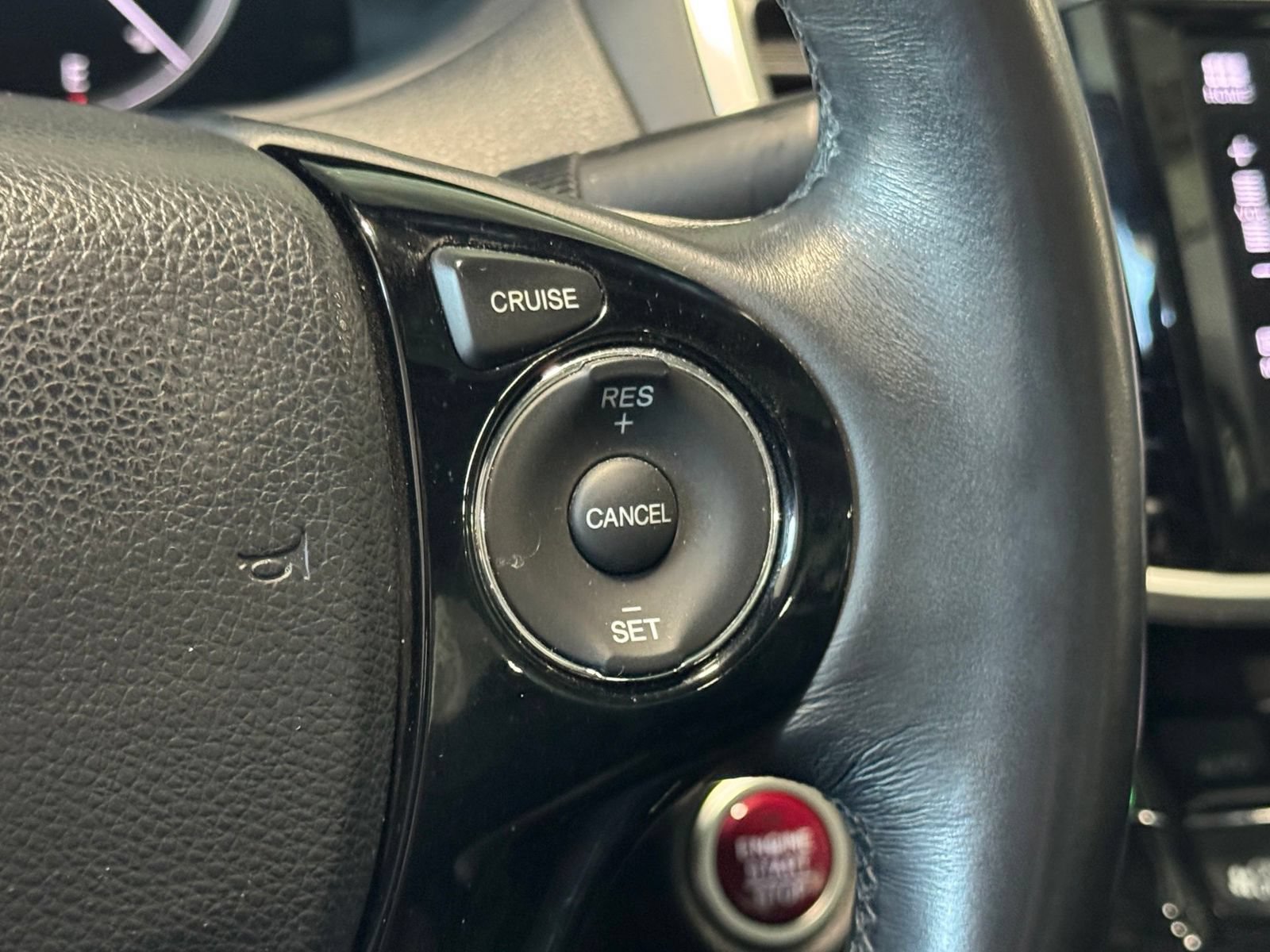 Used 2017 Honda Accord EX-L image 30