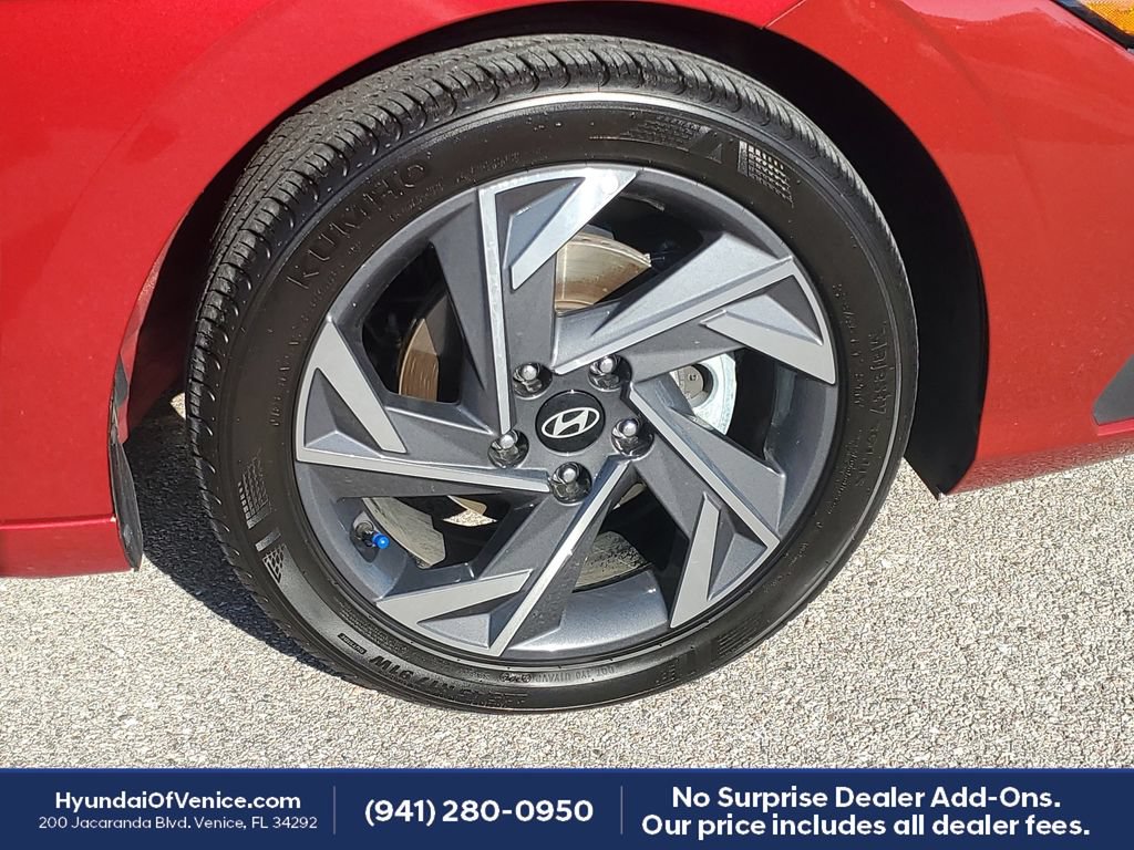 Certified 2025 Hyundai Elantra Sport FWD image 21