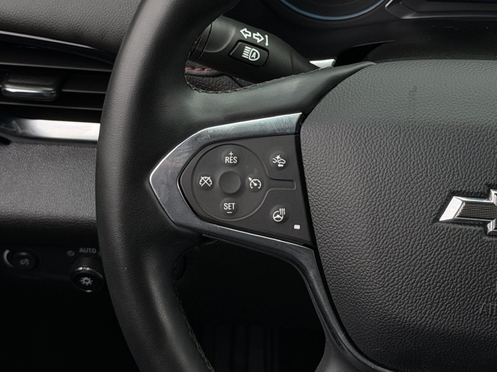 Used 2023 Chevrolet Traverse RS w/ LPO, Floor Liner Package FWD image 14