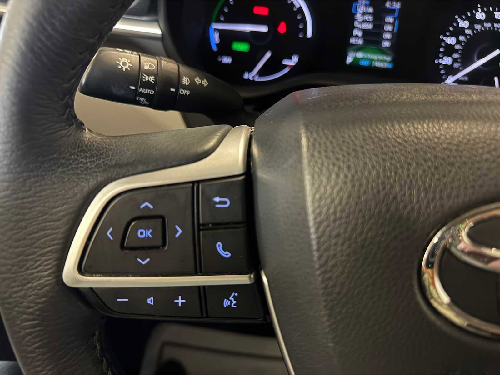 Certified 2023 Toyota Sienna XLE AWD/4WD image 36