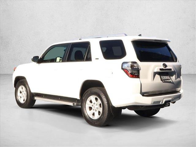 Used 2018 Toyota 4Runner SR5 w/ Preferred Accessory Package AWD/4WD image 3