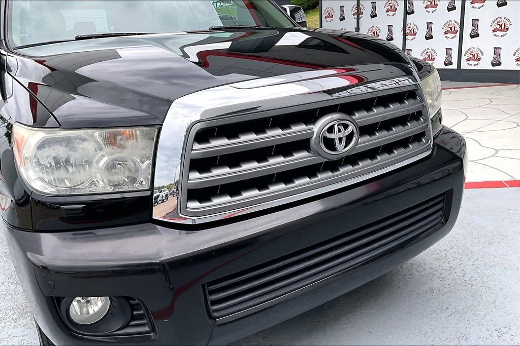 Used 2017 Toyota Sequoia Limited AWD/4WD image 29