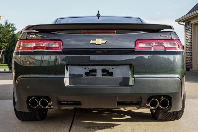 Used 2015 Chevrolet Camaro SS w/ SS Performance Package RWD image 7