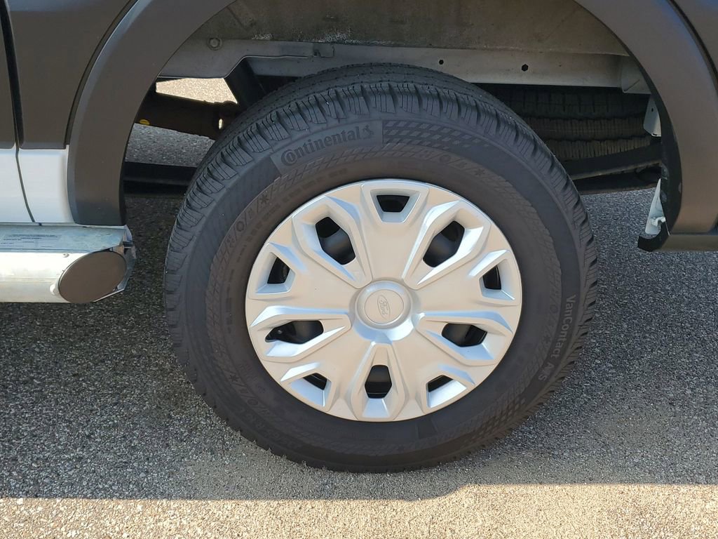 Used 2024 Ford Transit 250 Low Roof w/ Exterior Upgrade Package image 5