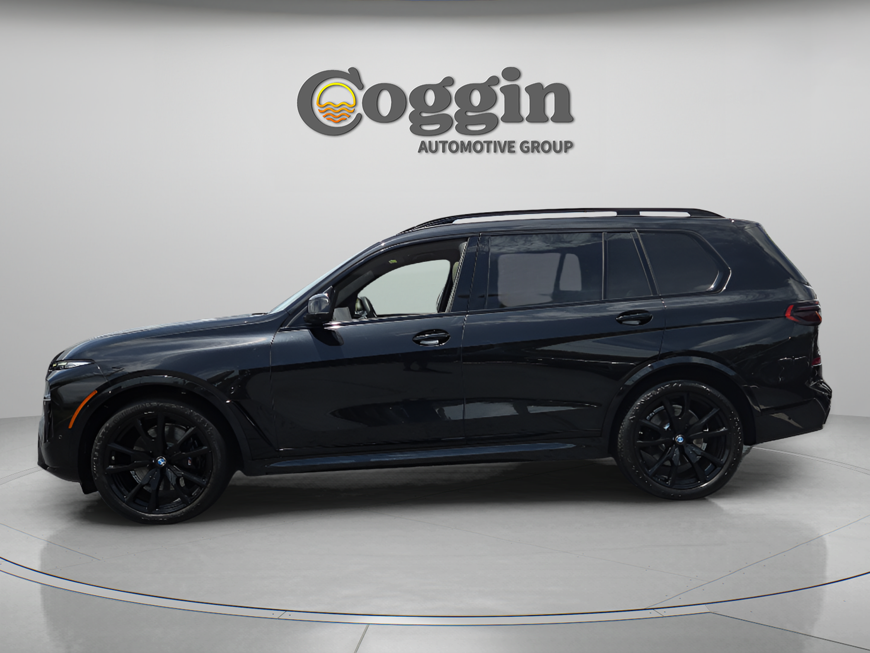 Certified 2024 BMW X7 xDrive40i w/ Executive Package AWD/4WD image 2