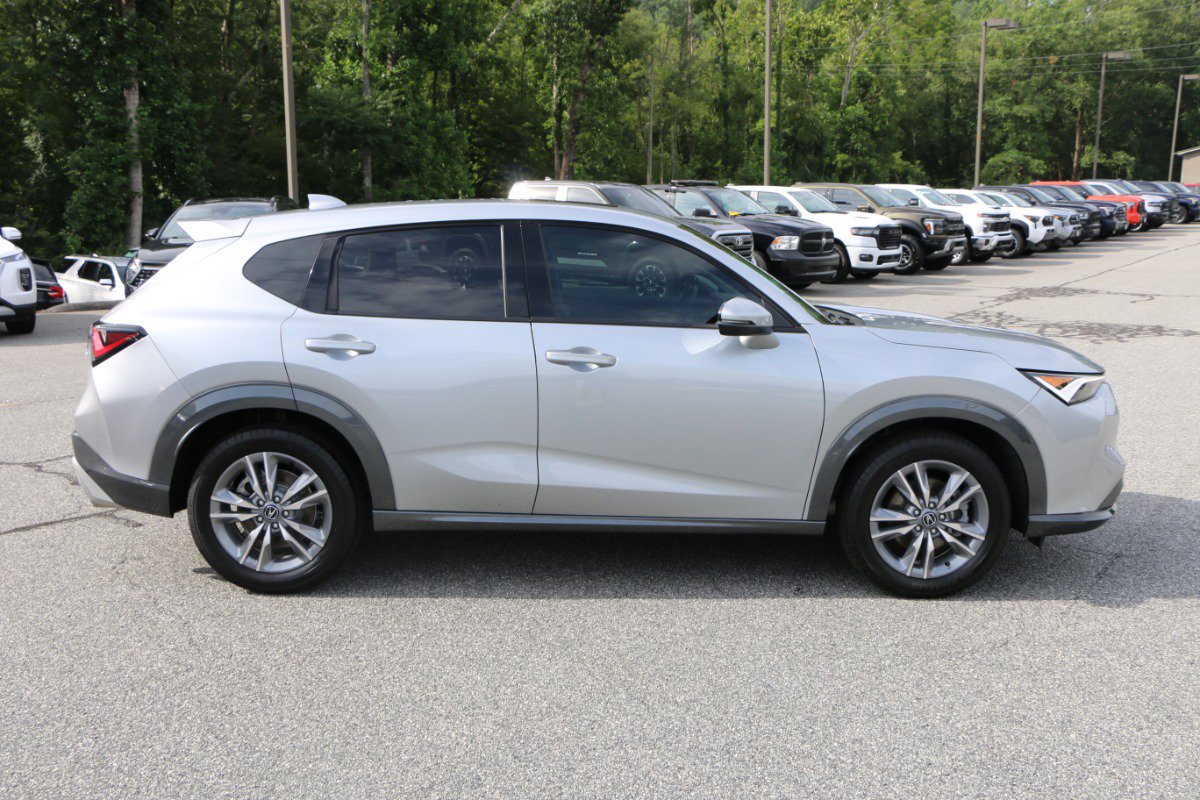 Used 2025 Acura ADX FWD image 9