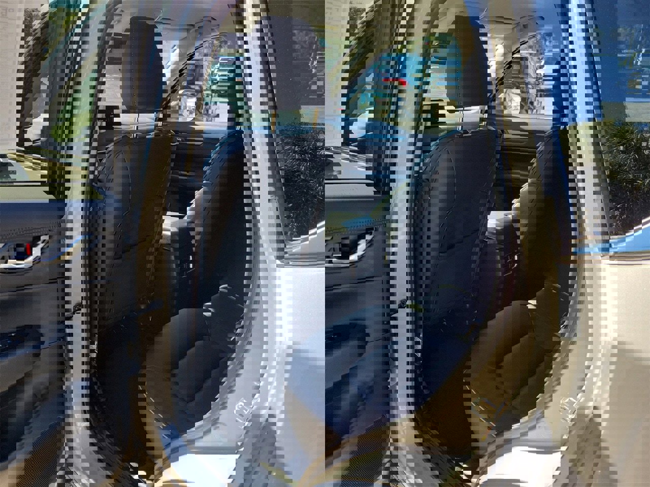 Used 2025 MAZDA CX-5 AWD 2.5 S w/ Select Package image 9