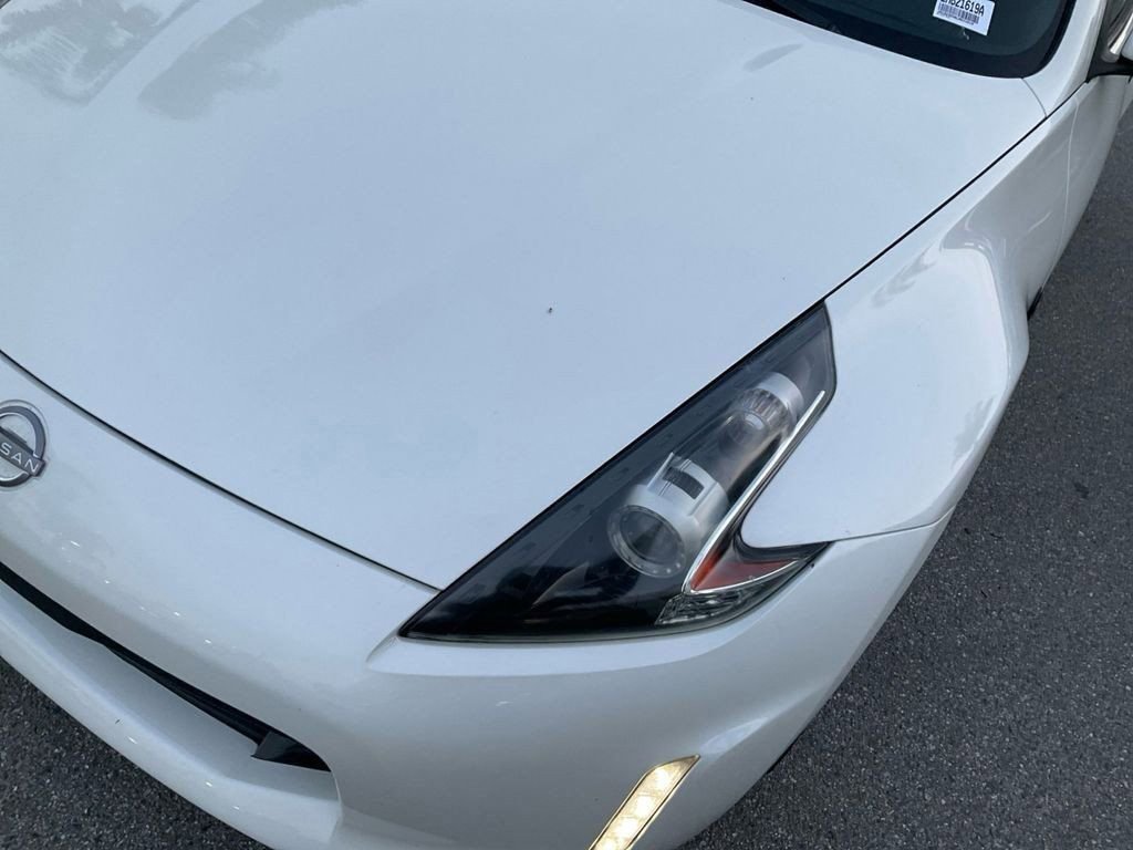 Used 2020 Nissan 370Z Touring Sport image 30