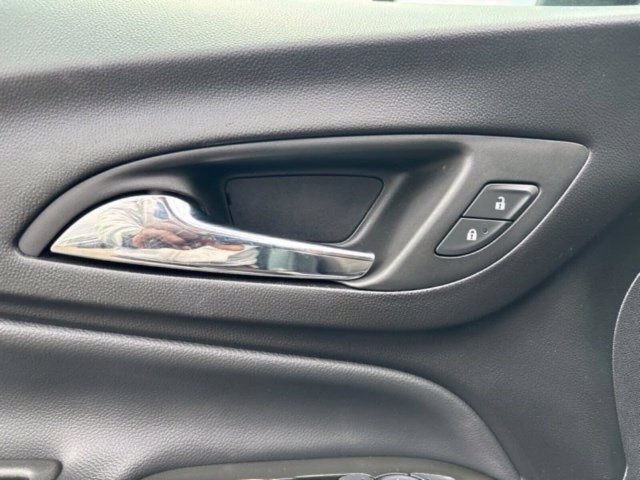 Used 2024 Chevrolet Equinox LT AWD/4WD image 13