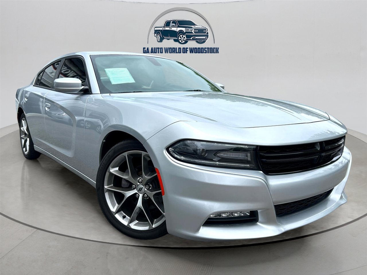 Used 2020 Dodge Charger SXT w/ Plus Group image 7
