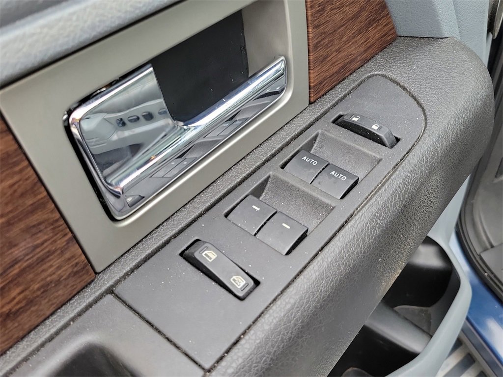 Used 2013 Ford F150 Lariat w/ Luxury Equipment Group image 22