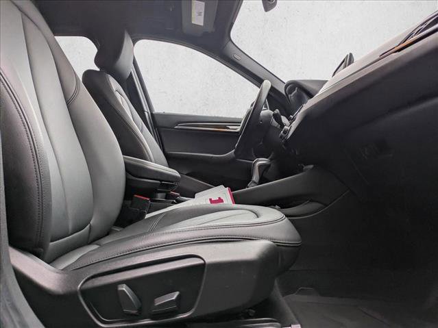 Used 2017 BMW X1 xDrive28i image 18