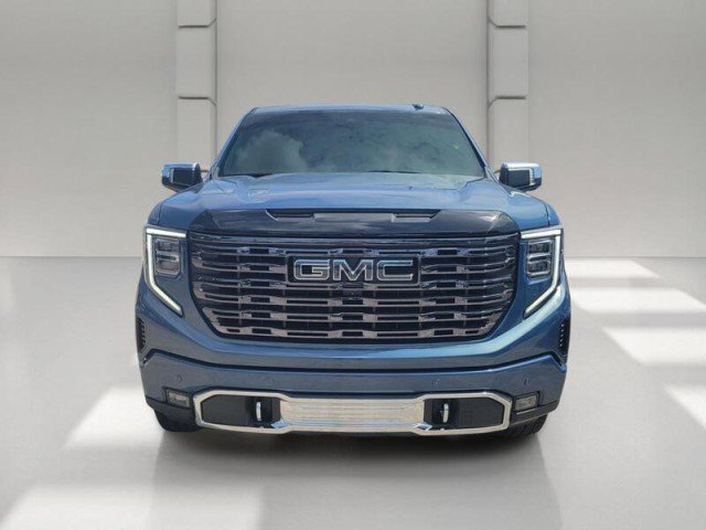 Used 2025 GMC Sierra 1500 Denali Ultimate AWD/4WD image 2