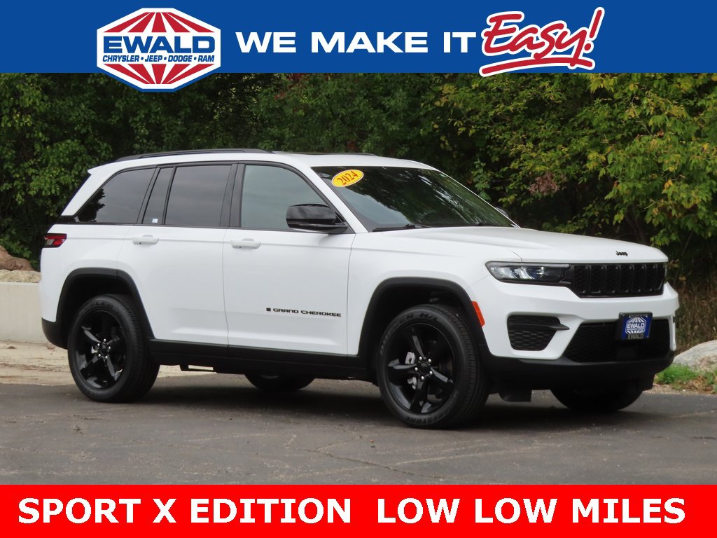 Certified 2024 Jeep Grand Cherokee Altitude image 1