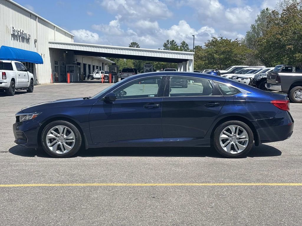Used 2018 Honda Accord LX image 2