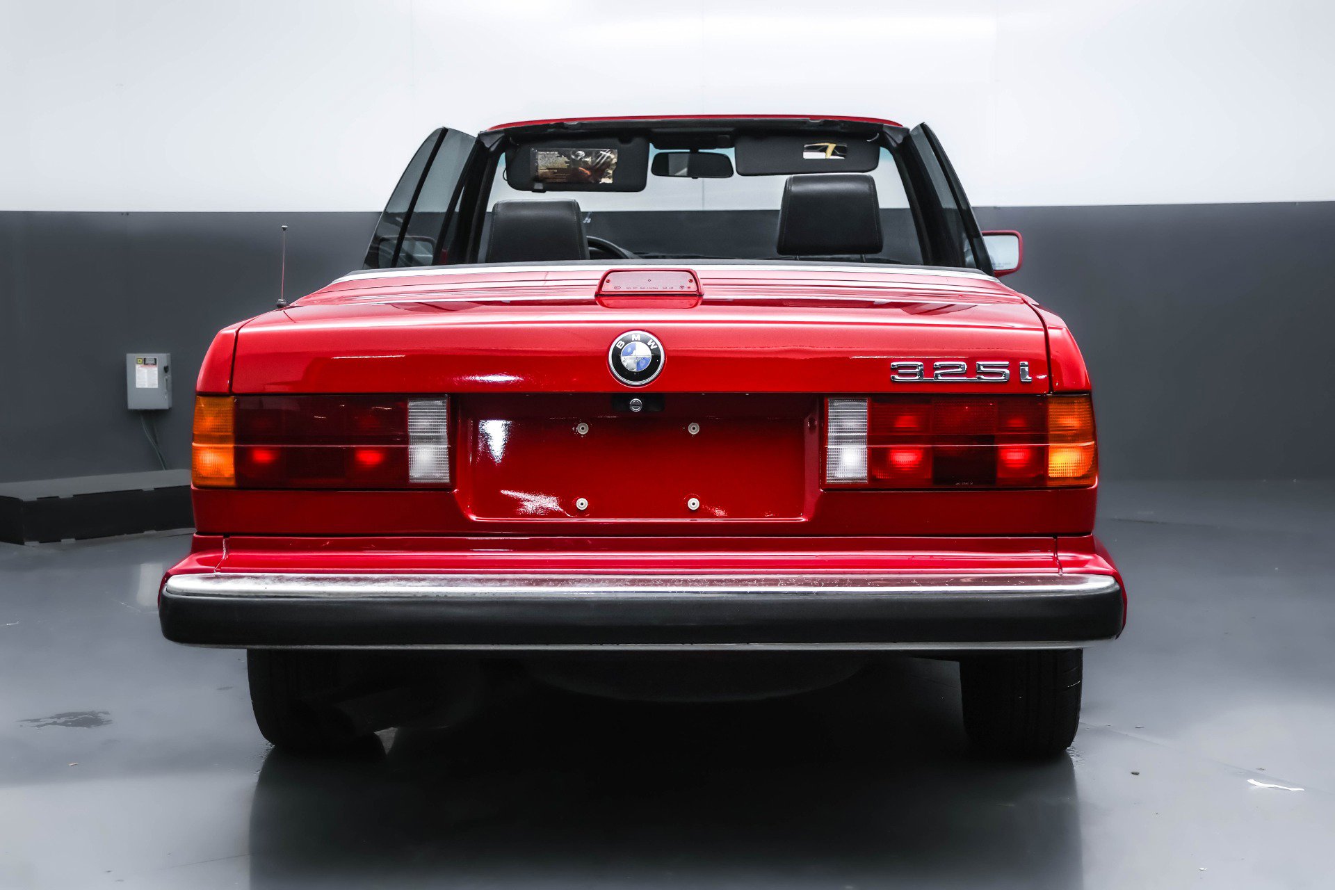 Used 1987 BMW 325i Convertible image 33