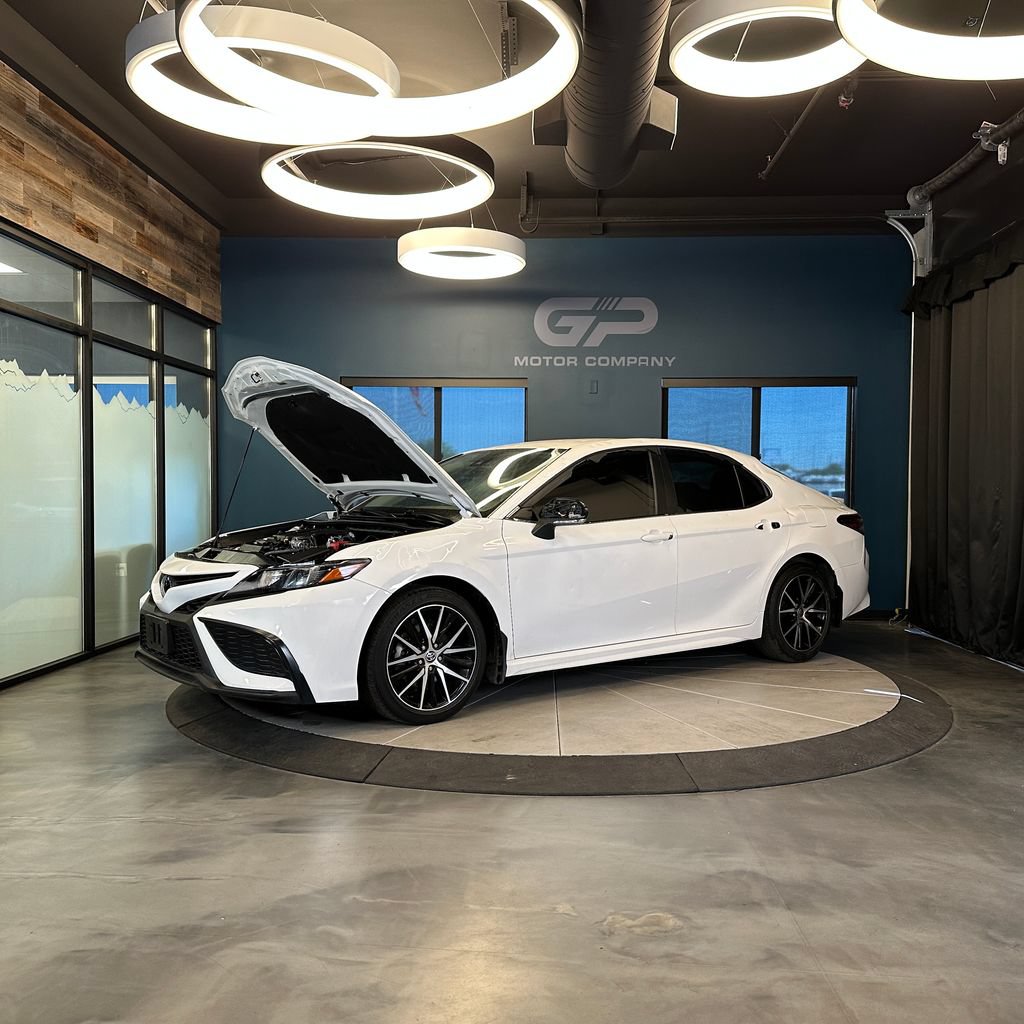 Used 2022 Toyota Camry SE FWD image 24