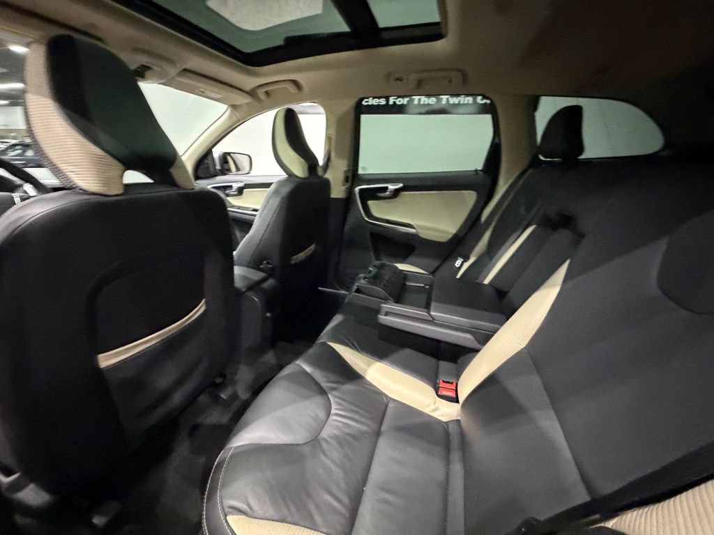 Used 2012 Volvo XC60 T6 AWD/4WD image 20