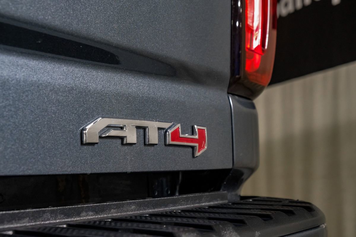Used 2020 GMC Sierra 2500 AT4 w/ AT4 Premium Package AWD/4WD image 45