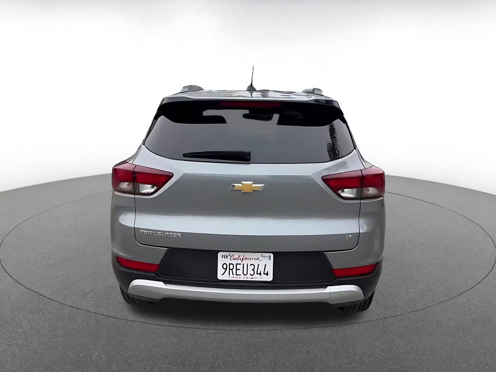 Used 2025 Chevrolet TrailBlazer LT FWD image 12