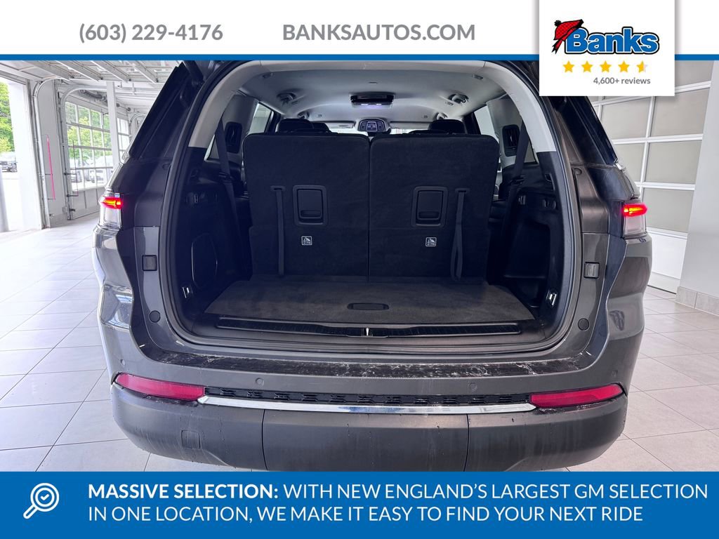 Used 2022 Jeep Grand Cherokee L Limited AWD/4WD image 7