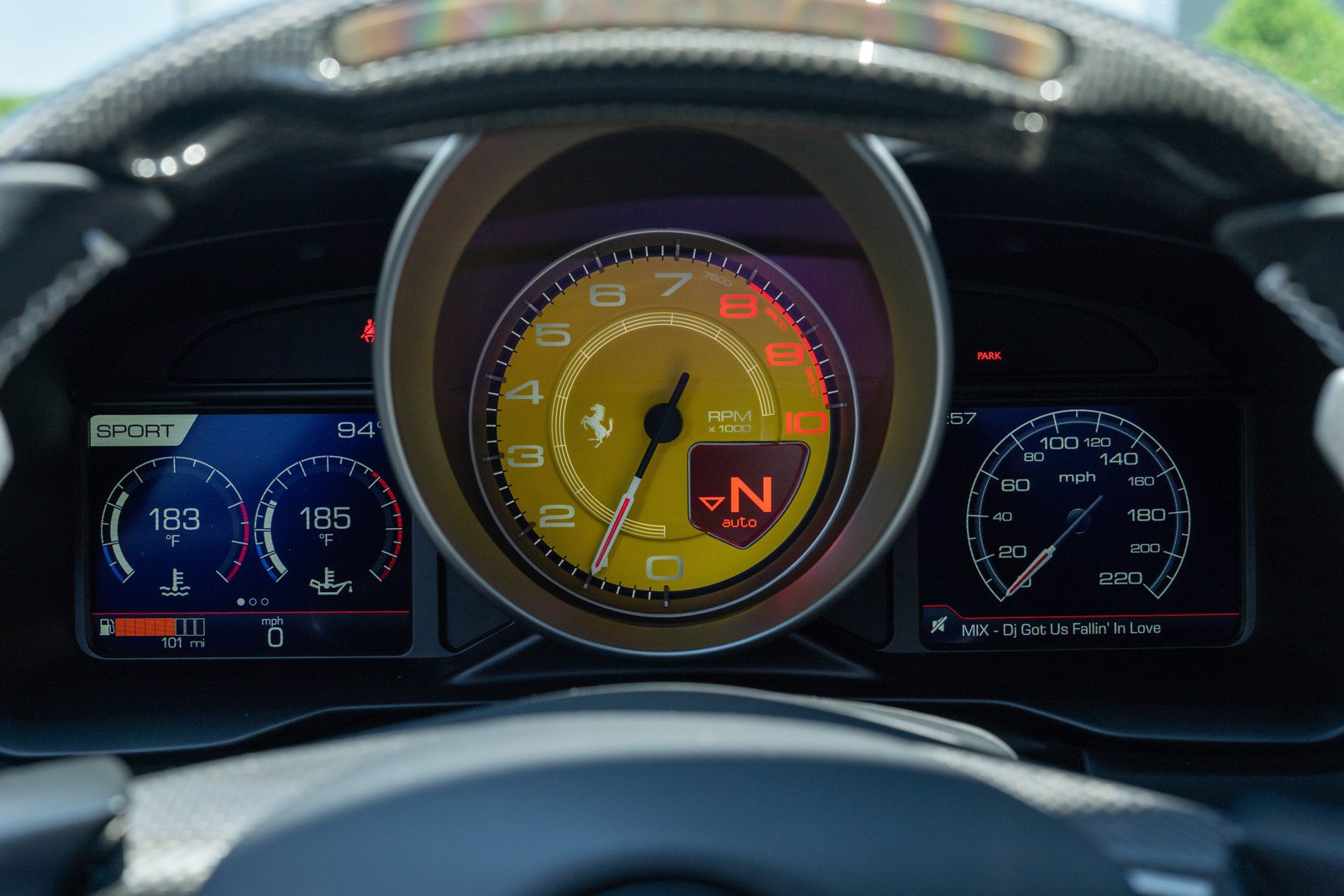 Used 2022 Ferrari F8 Tributo RWD image 41