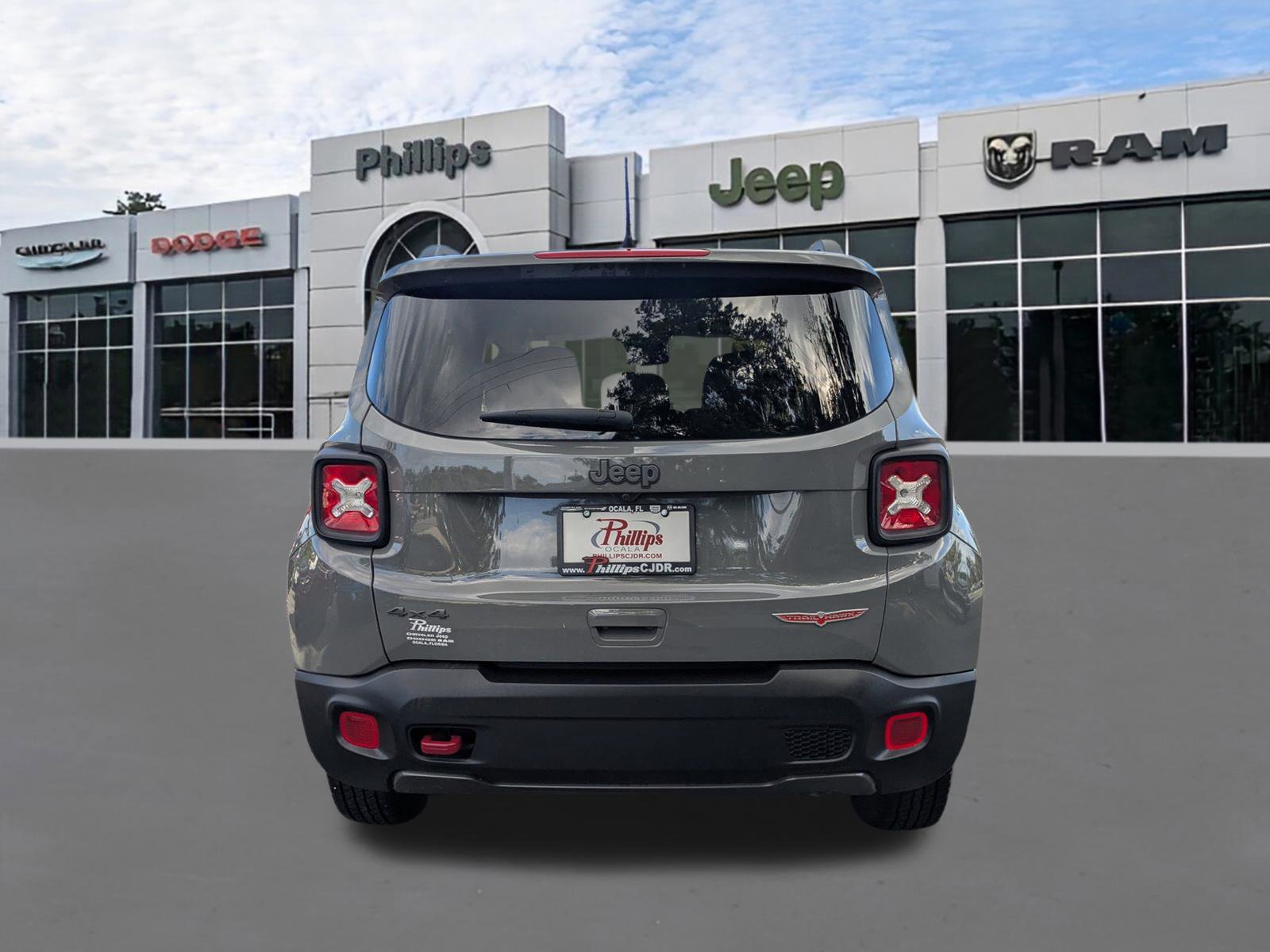 Certified 2022 Jeep Renegade Trailhawk image 4