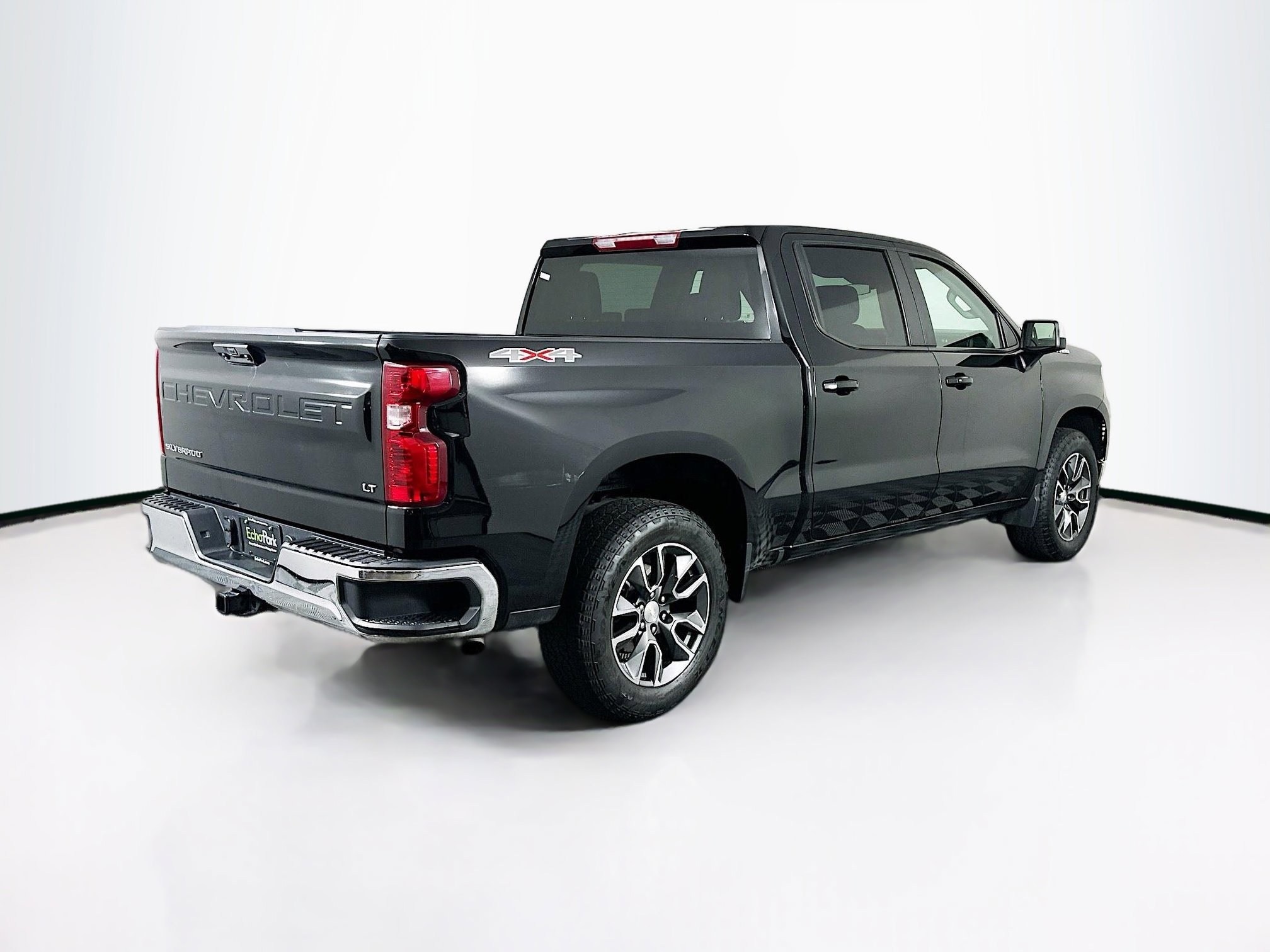 Used 2024 Chevrolet Silverado 1500 LT image 9