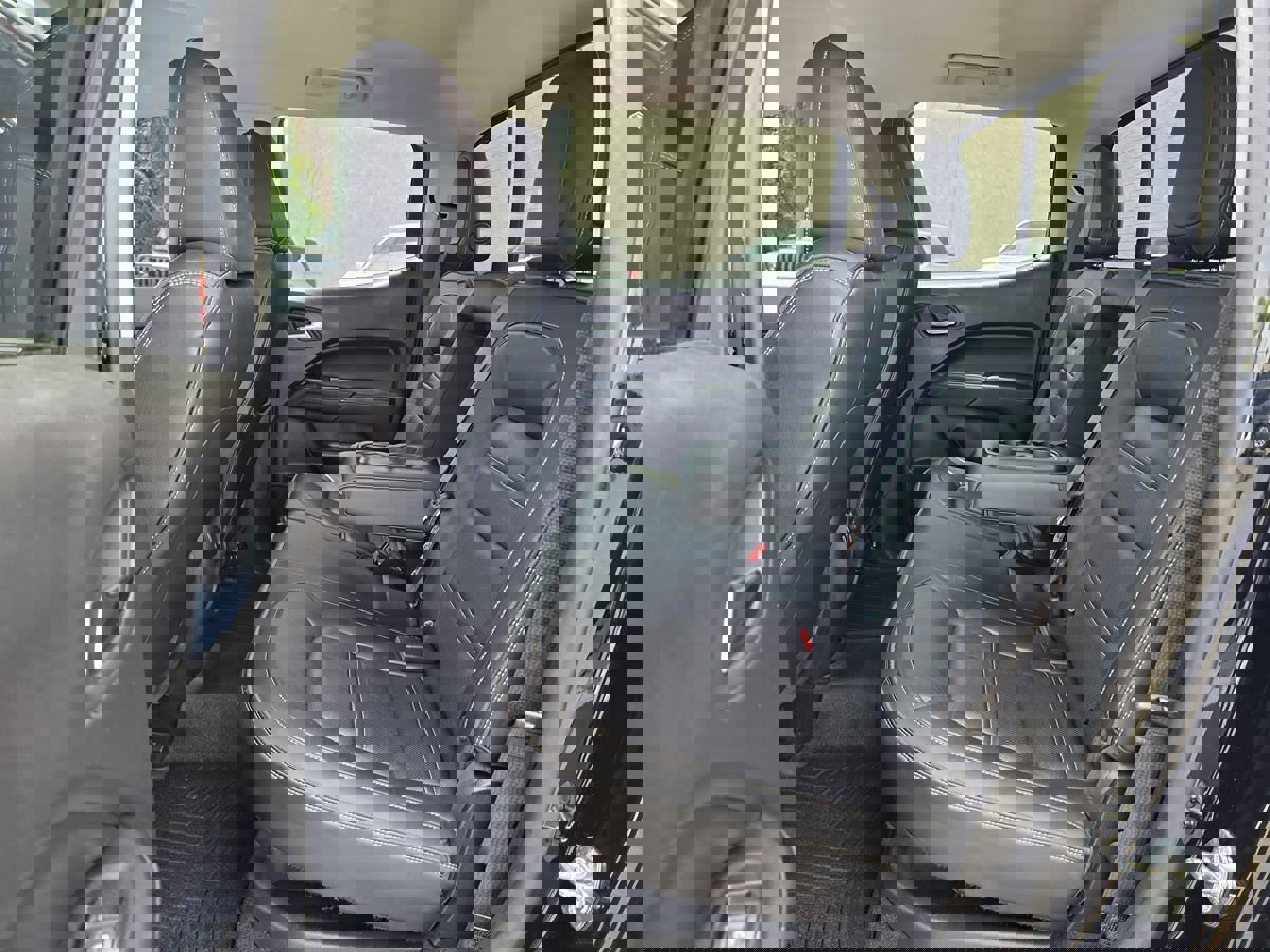 Used 2017 GMC Canyon Denali image 17