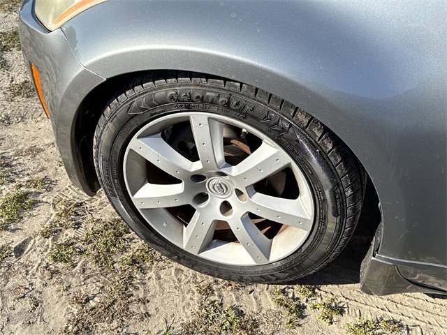 Used 2005 Nissan 350Z Touring image 7
