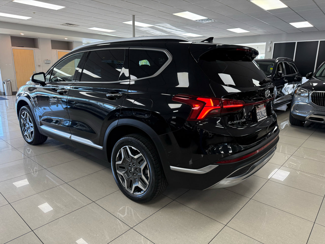 Used 2022 Hyundai Santa Fe SEL Convenience w/ Cargo Package image 7