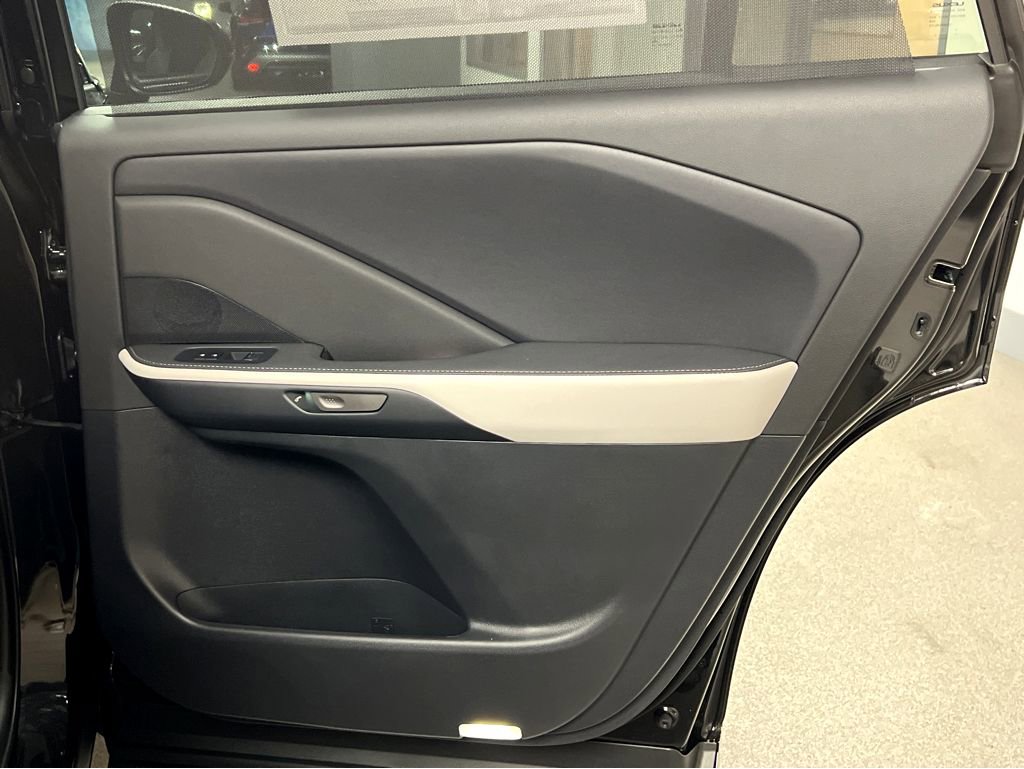 New 2026 Lexus TX 500h AWD image 20