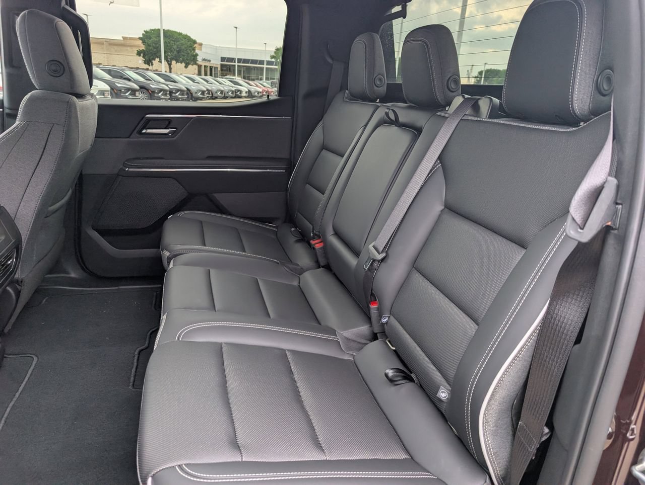 New 2026 GMC Sierra EV Elevation w/ Premium Package AWD/4WD image 20