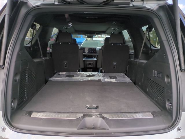 New 2026 Chevrolet Suburban High Country image 12