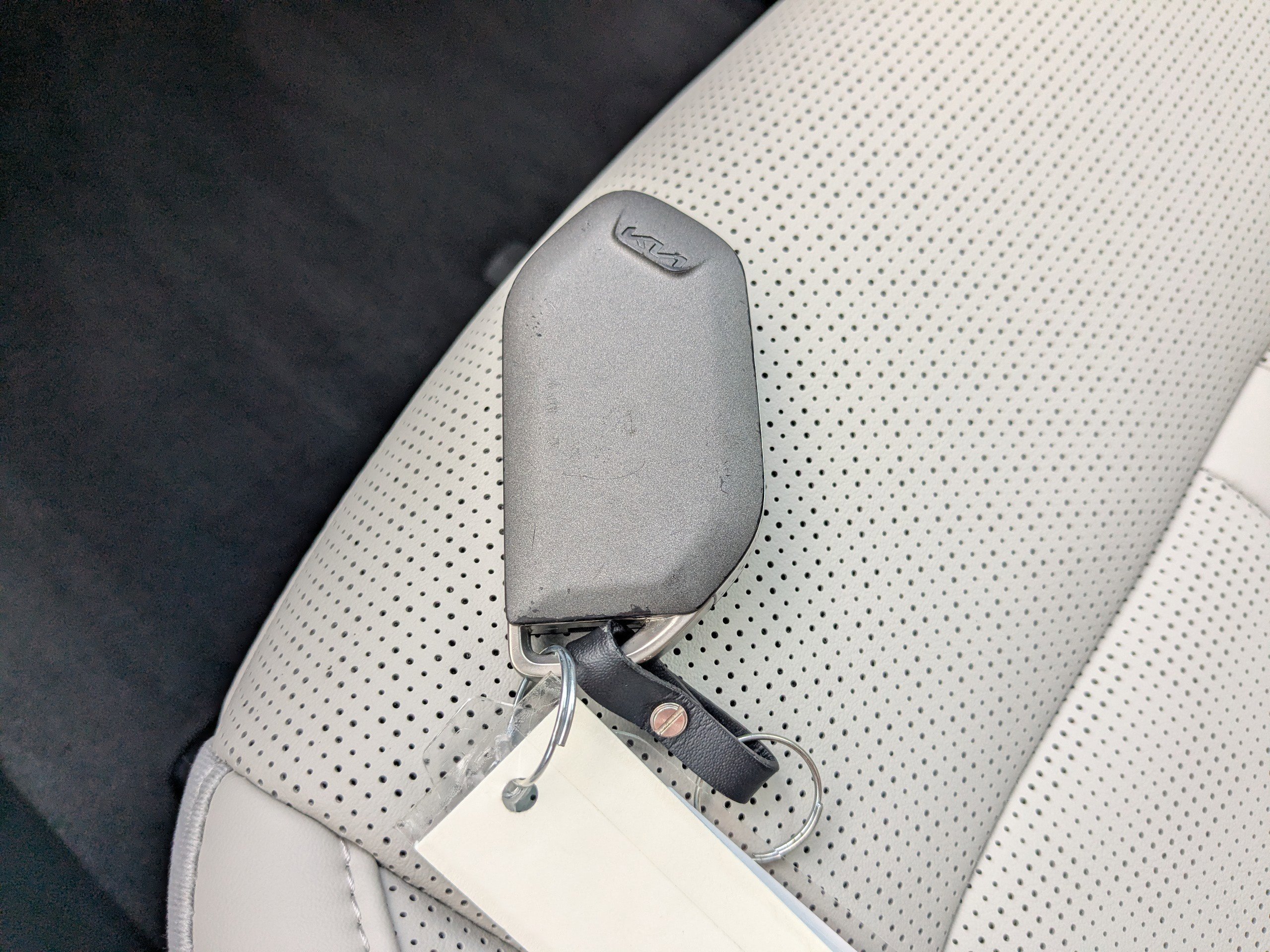 Certified 2025 Kia Sorento SX image 36