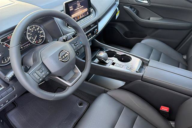 New 2026 Nissan Rogue Dark Armor FWD image 10