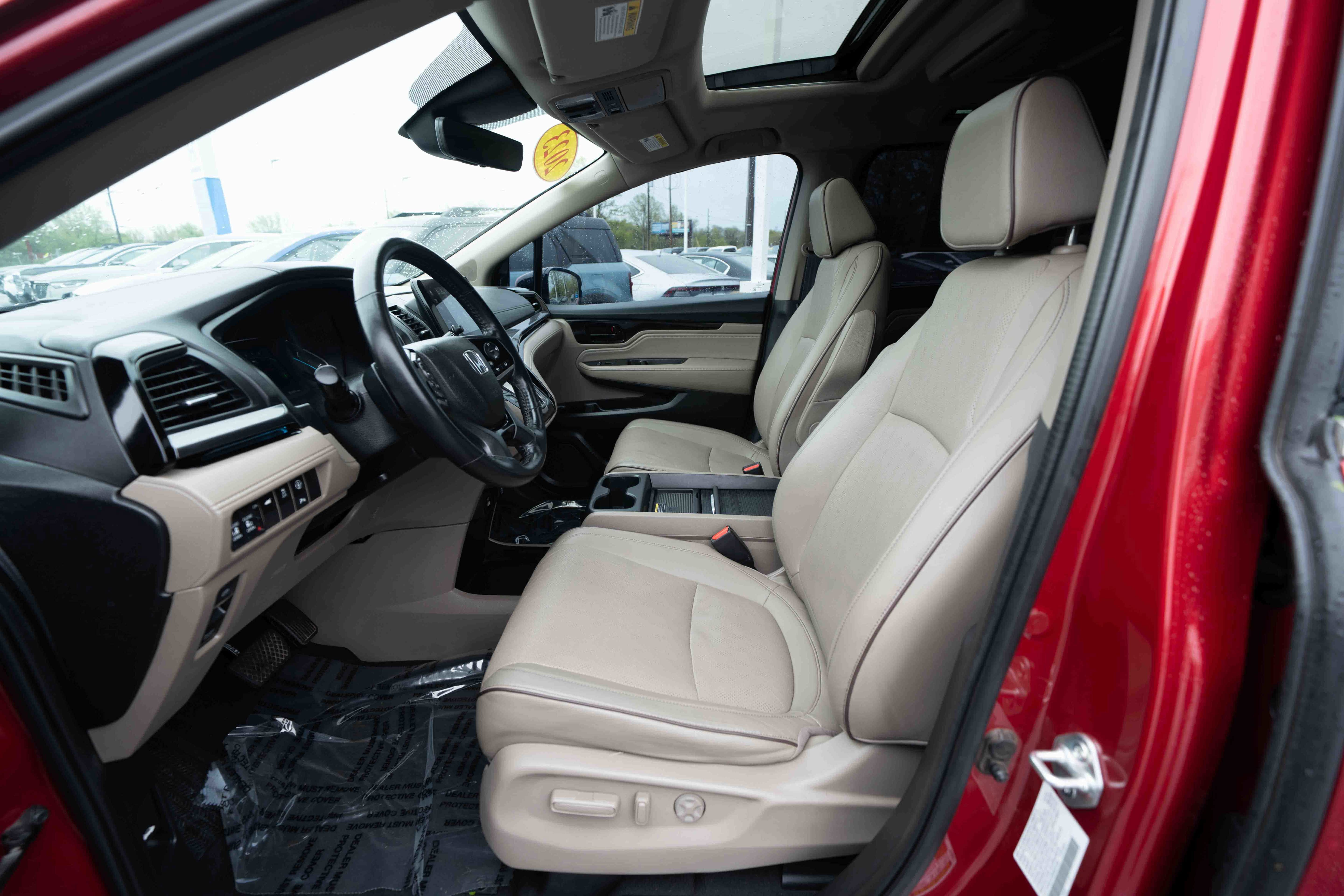 Used 2022 Honda Odyssey Elite image 9