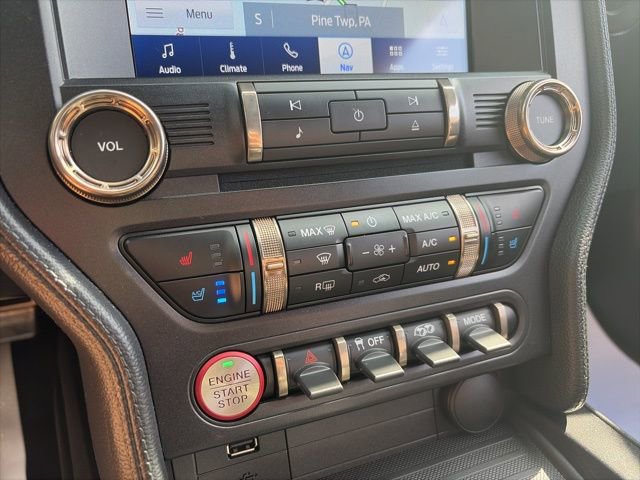 Used 2022 Ford Mustang Shelby GT500 w/ Technology Package RWD image 21