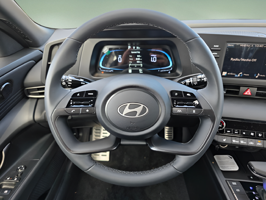 New 2026 Hyundai Elantra SEL Sport Premium FWD image 15