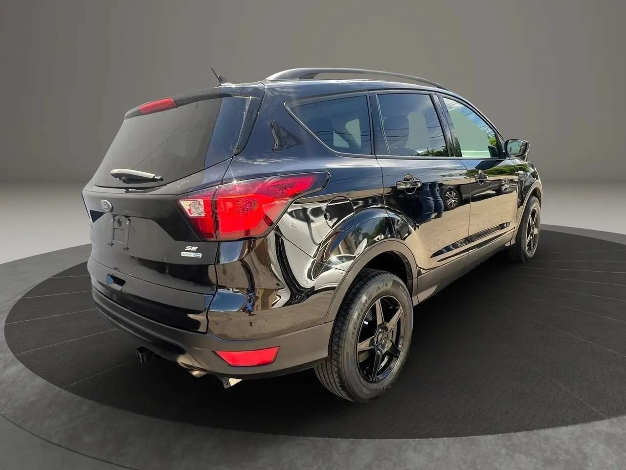 Used 2019 Ford Escape SE AWD/4WD image 5