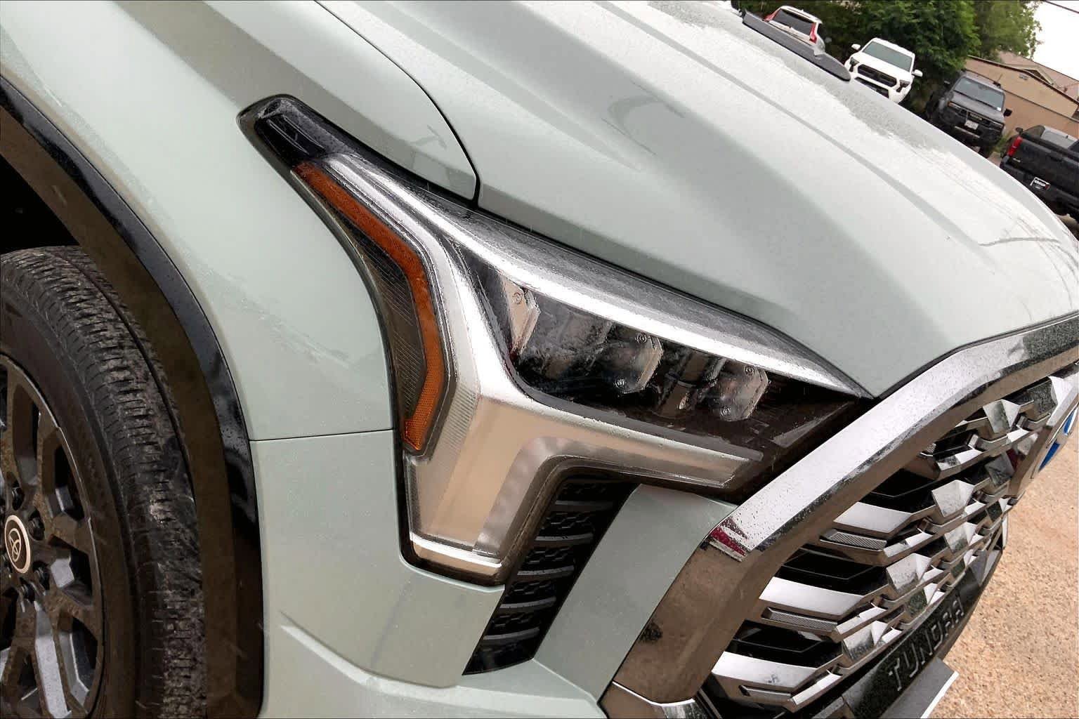 Used 2024 Toyota Tundra Platinum AWD/4WD image 28