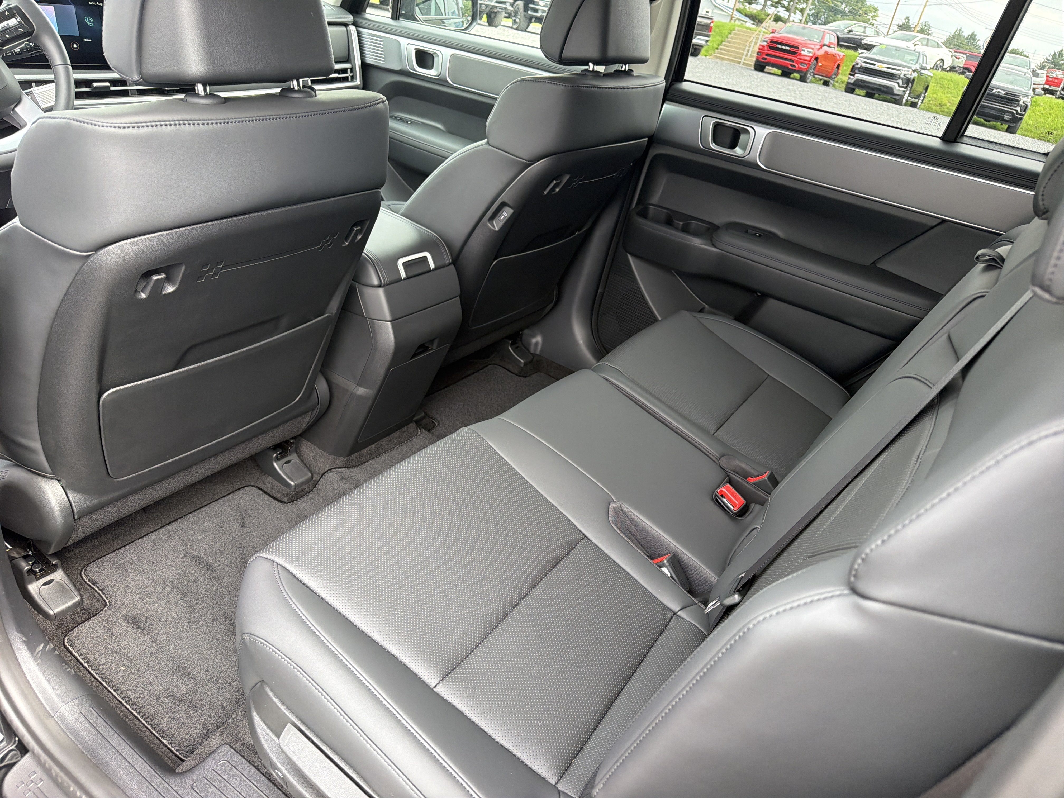 New 2027 Hyundai Santa Fe SEL AWD/4WD image 18