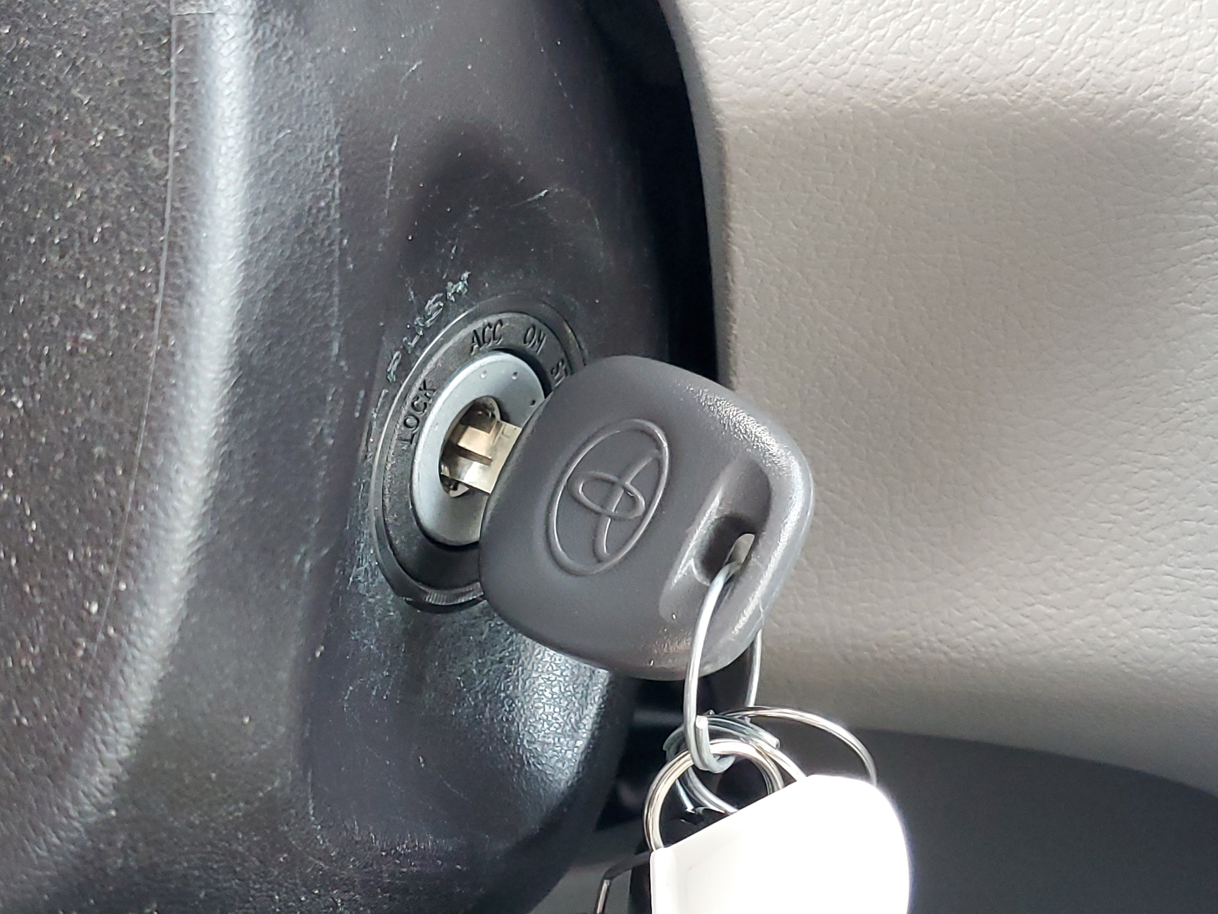 Certified 2019 Toyota Sienna LE FWD image 27