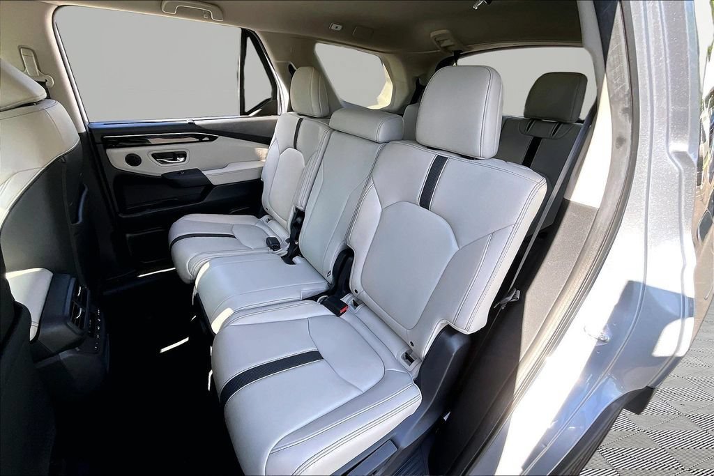 Used 2026 Honda Pilot EX-L image 18