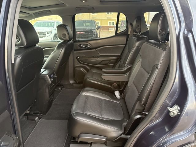 Used 2018 GMC Acadia SLT image 16