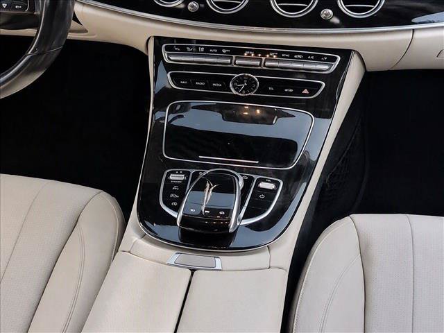 Used 2019 Mercedes-Benz E 300 image 19
