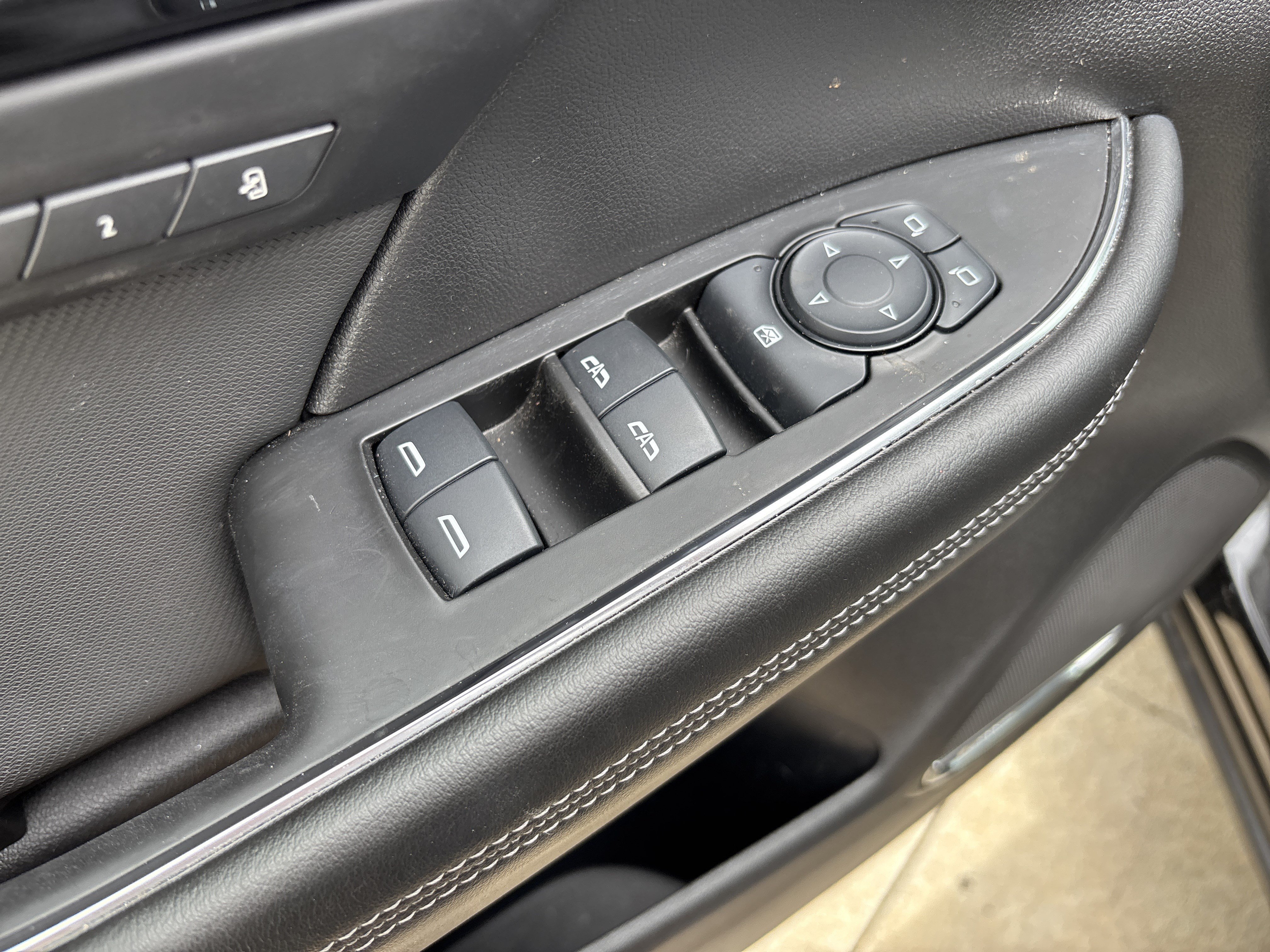 Used 2024 Buick Envision Preferred AWD/4WD image 14