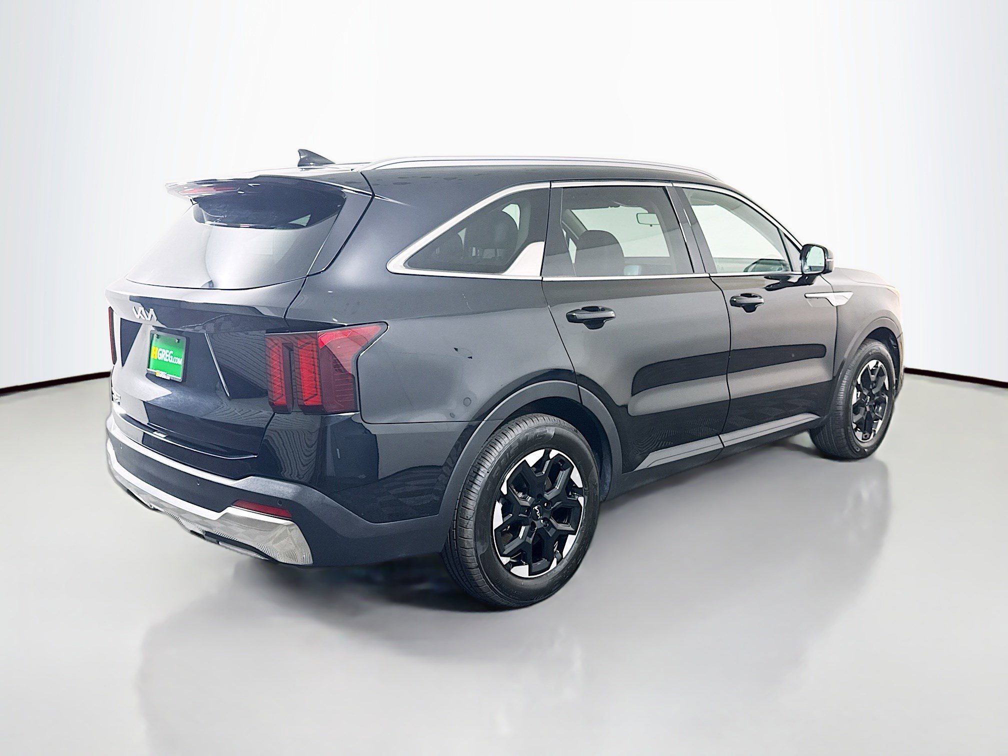 Used 2024 Kia Sorento S image 10